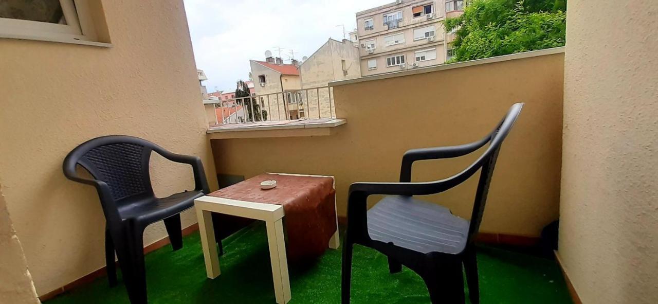 Apartment Alex 2 Belgrado Esterno foto