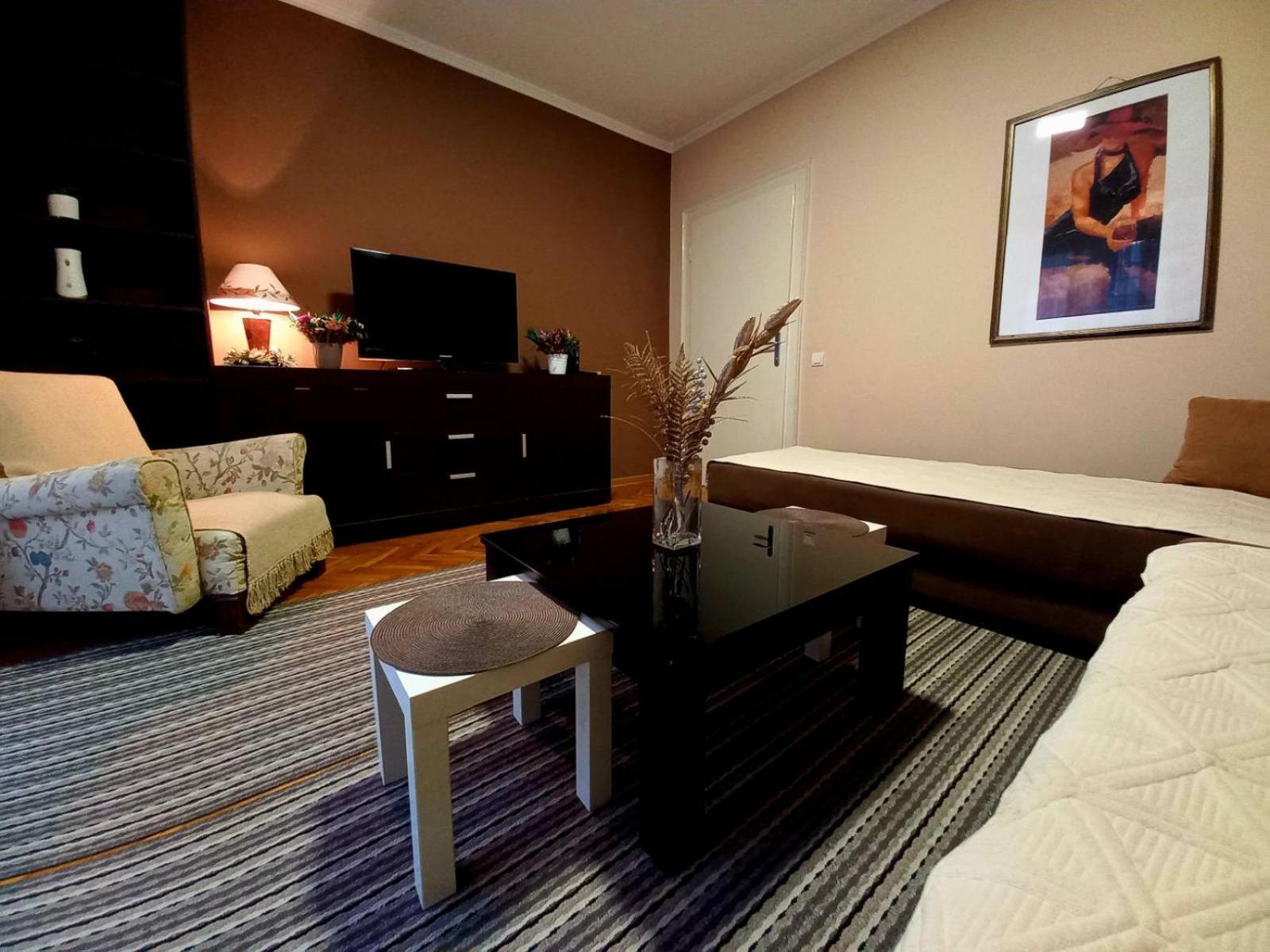 Apartment Alex 2 Belgrado Esterno foto